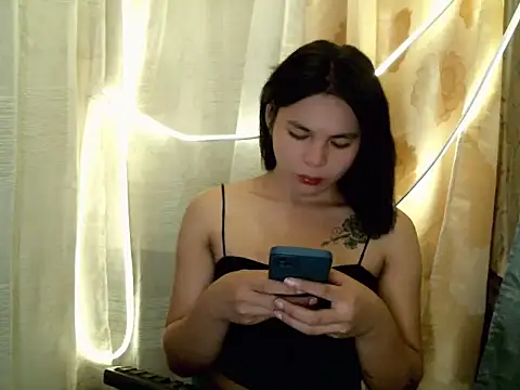 Snapshot of kera_metina chatting on June 14, 12:30 am kera metina online show from June 14, 12:30 am