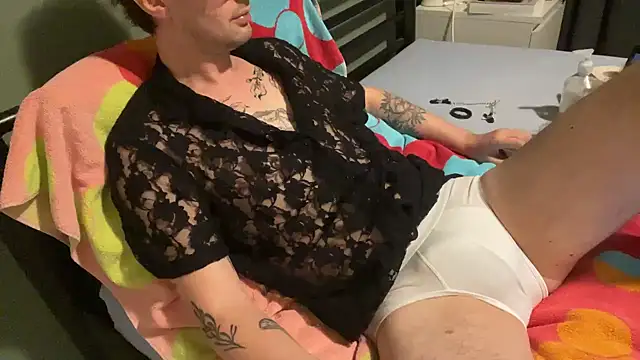 Snapshot of NoaTender chatting on October 4, 1:31 pm NoaTender online show from October 4, 1:31 pm