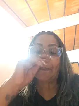 Snapshot of Vickysweeeettt chatting on June 19, 2:05 am Vickysweeeettt online show from June 19, 2:05 am