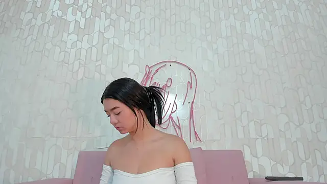 Snapshot of scarletross_ chatting on October 7, 1:30 pm scarletross online show from October 7, 1:30 pm