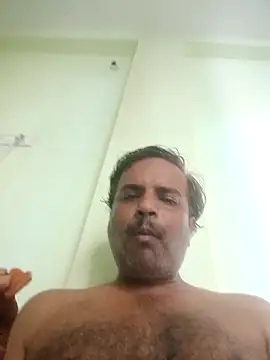 vardh033 online show from September 15, 6:35 am