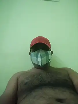 vardh033 online show from October 4, 7:01 pm