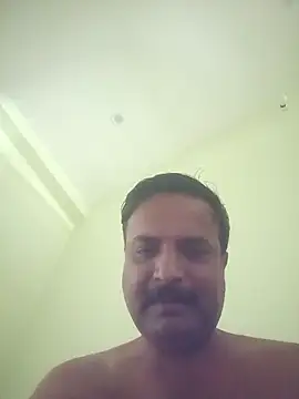 vardh033 online show from October 11, 6:12 am