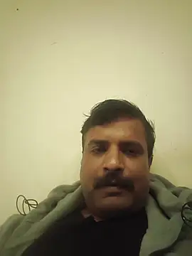 vardh033 online show from October 29, 2:41 pm