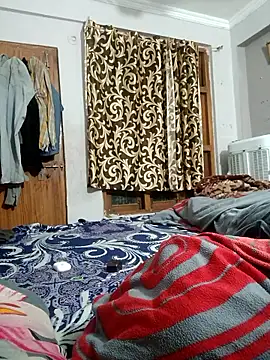 vardh033 online show from January 11, 11:21 pm