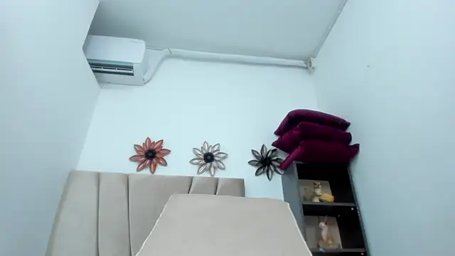 Adrianasex 69x online show from October 28, 5:04 pm