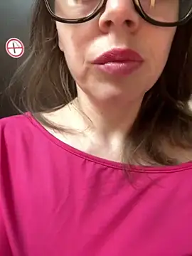 Snapshot of ladywithbigass chatting on January 29, 9:12 am ladywithbigass online show from January 29, 9:12 am