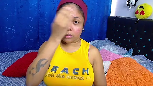 melikaronit2 online show from December 15, 4:55 pm