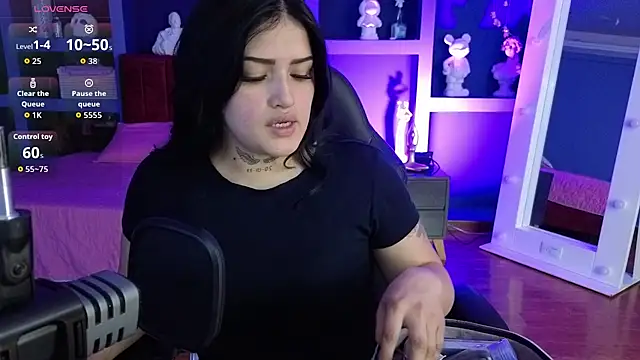 sari belle online show from February 6, 9:07 pm