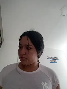 Luciaparker03 online show from July 25, 12:25 pm