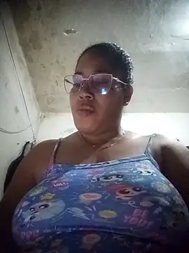 Big ass submissive online show from November 21, 12:26 pm