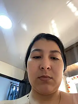 Snapshot of evelyn_1702 chatting on July 14, 7:41 pm evelyn 1702 online show from July 14, 7:41 pm