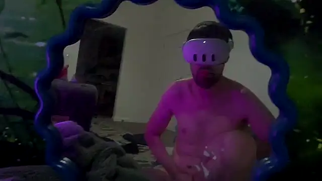 Snapshot of welcome-to-the-jungle chatting on February 23, 9:56 pm welcome-to-the-jungle online show from February 23, 9:56 pm