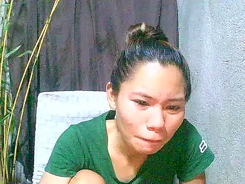Sweeetgurll online show from May 4, 12:01 pm