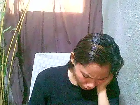 Sweeetgurll online show from May 5, 3:03 am