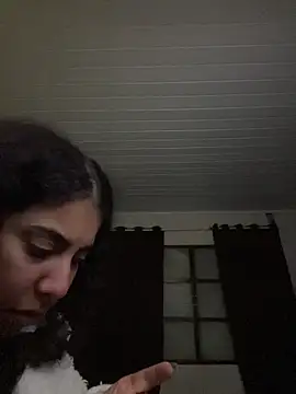 Snapshot of A_maddy chatting on July 12, 2:57 am A maddy online show from July 12, 2:57 am