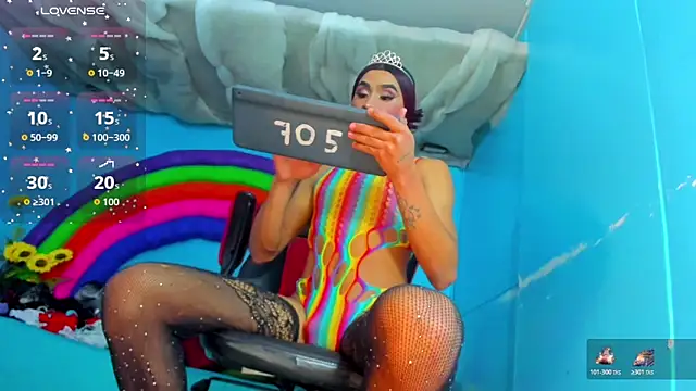 Natasha clifford online show from November 18, 7:18 pm