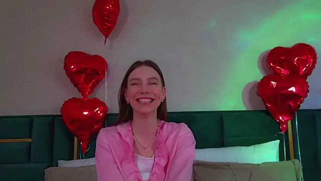 VeronicaVances online show from February 13, 6:26 pm