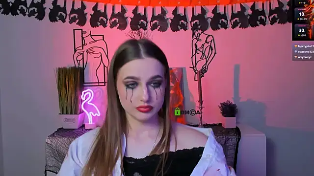 Snapshot of luna_tin chatting on October 31, 2:12 am luna tin online show from October 31, 2:12 am