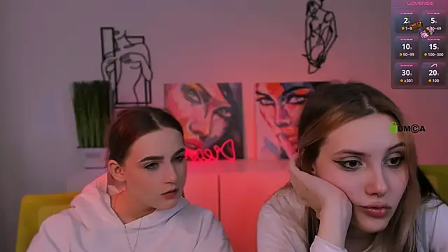 Snapshot of luna_tin chatting on November 7, 8:14 am luna tin online show from November 7, 8:14 am