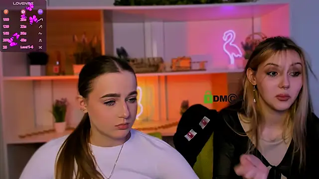 Snapshot of luna_tin chatting on November 13, 7:29 am luna tin online show from November 13, 7:29 am