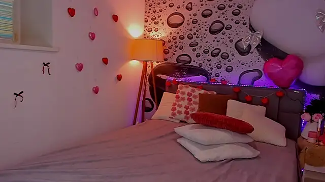 AlexaWilds online show from February 12, 1:39 pm