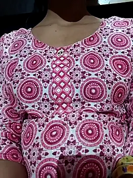 Snapshot of sweet_parul chatting on November 9, 2:04 pm sweet parul online show from November 9, 2:04 pm