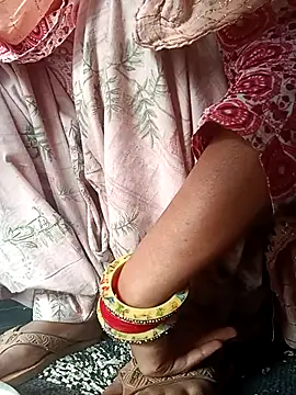 Snapshot of sweet_parul chatting on November 10, 2:54 am sweet parul online show from November 10, 2:54 am