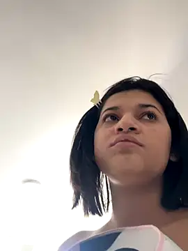 MaskedGirl  online show from October 5, 1:09 pm