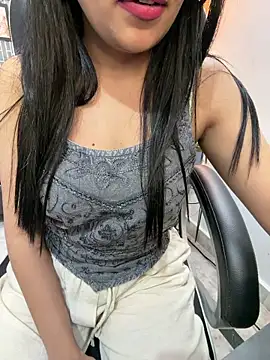 Riya-6969 online show from May 2, 12:48 am