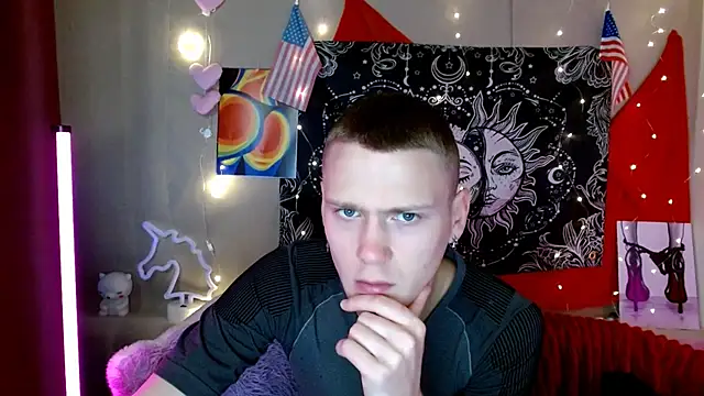 Xavier Night81 online show from October 14, 7:20 am