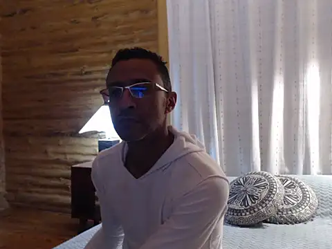 Snapshot of Asher_Bram1 chatting on March 11, 1:33 am Asher Bram1 online show from March 11, 1:33 am