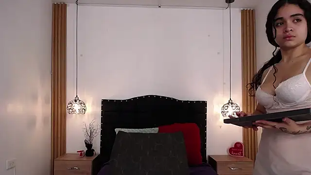 Snapshot of KENDALL_ART chatting on December 3, 8:40 pm KENDALL ART online show from December 3, 8:40 pm