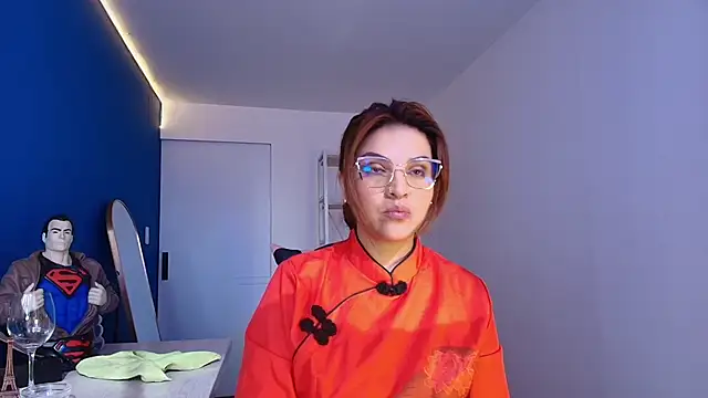 Skylar  Desire online show from November 12, 1:00 pm