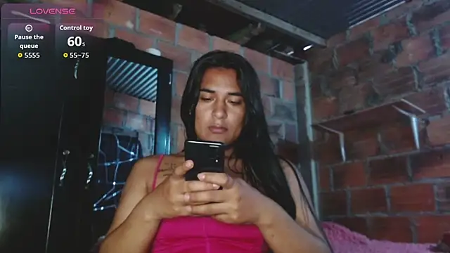 Snapshot of _Diviine_karoll_ chatting on September 18, 5:37 pm Diviine karoll online show from September 18, 5:37 pm