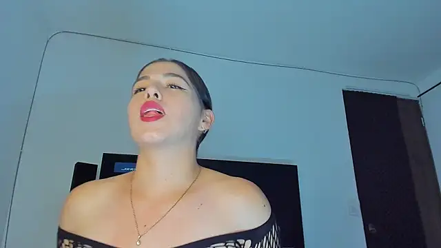 tianastone  online show from December 18, 3:01 am