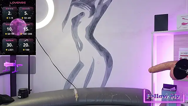 LiamDeep online show from November 25, 9:15 pm