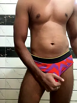 Snapshot of x7bong chatting on November 30, 6:17 am x7bong online show from November 30, 6:17 am