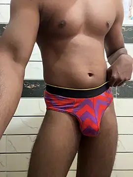 Snapshot of x7bong chatting on December 16, 5:12 am x7bong online show from December 16, 5:12 am