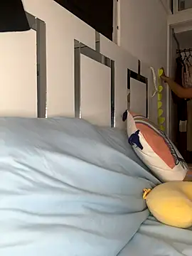 fendi E online show from October 5, 5:50 am