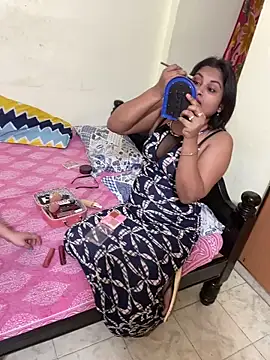 Snapshot of stargroup chatting on December 5, 4:25 pm stargroup online show from December 5, 4:25 pm