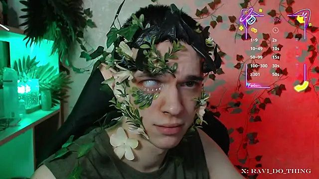 Snapshot of frozen_boy chatting on September 19, 4:07 pm frozen boy online show from September 19, 4:07 pm