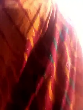 Snapshot of gulapi-gulistan180 chatting on September 25, 5:33 am gulapi-gulistan180 online show from September 25, 5:33 am