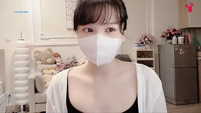 Snapshot of _Melancholy_ chatting on July 3, 3:51 pm Melancholy online show from July 3, 3:51 pm