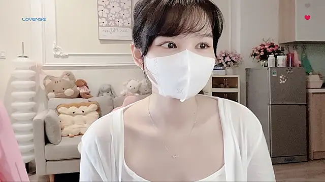 Snapshot of _Melancholy_ chatting on July 5, 9:38 am Melancholy online show from July 5, 9:38 am
