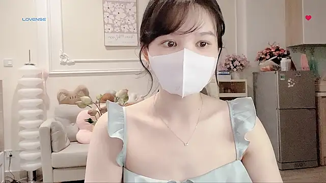 Snapshot of _Melancholy_ chatting on July 20, 10:39 am Melancholy online show from July 20, 10:39 am