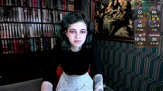 Snapshot of NoelleGothicShadow chatting on June 21, 2:03 am NoelleGothicShadow online show from June 21, 2:03 am