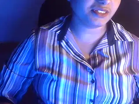 Snapshot of Aanya_Hazel chatting on September 20, 3:02 pm Aanya Hazel online show from September 20, 3:02 pm