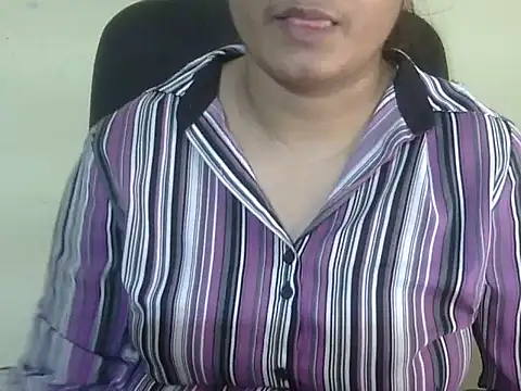 Snapshot of Aanya_Hazel chatting on October 2, 2:35 pm Aanya Hazel online show from October 2, 2:35 pm