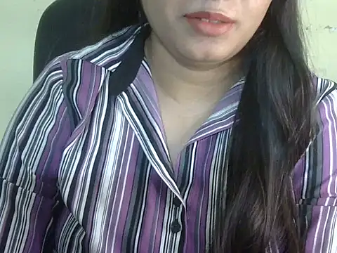 Snapshot of Aanya_Hazel chatting on October 5, 3:10 pm Aanya Hazel online show from October 5, 3:10 pm